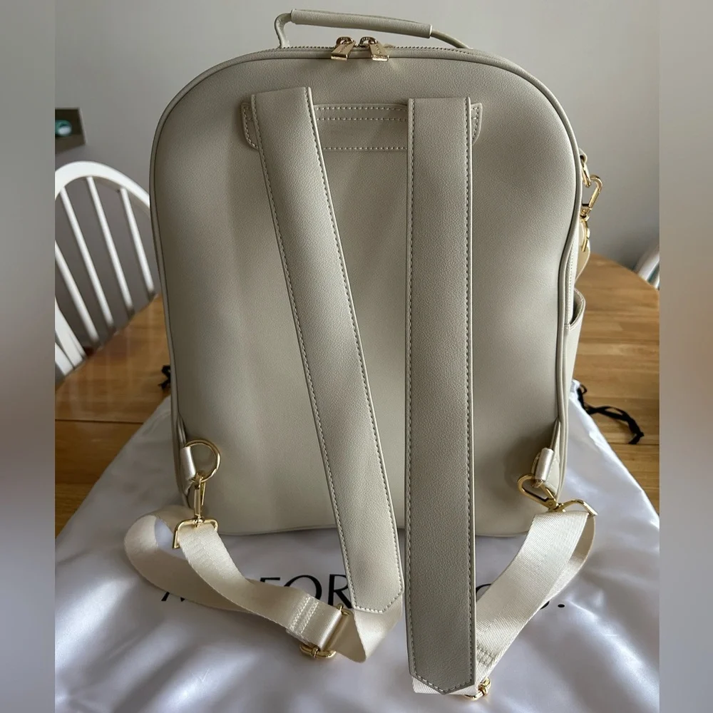 Milford & Co. Evelyn Backpack Cream
